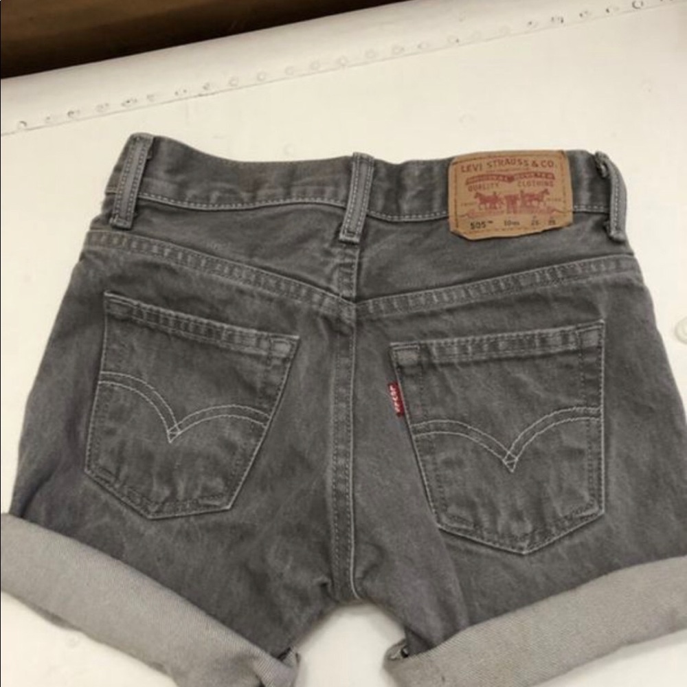 Levi shorts - Picture 4 of 4